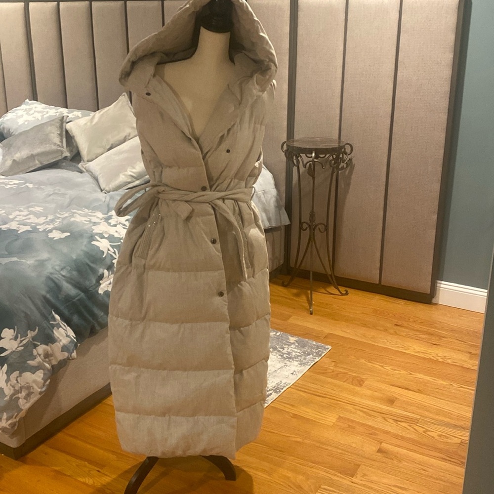 Peserico long vest coat, 100% down